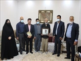 دیدار بخشدار مرکزی  اسلامشهر با خانواده محترم  شهدا 