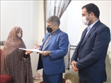 دیدار فرماندار اسلامشهر با خانواده یکی از شهدای دانش آموز شهرستان
