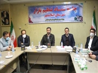 حمایت هرچه بیشتر از تولید به رضایت مردم منجر می شود/ هیچ کمبودی در زمینه تامین کالاهای اساسی در شهرستان وجود ندارد/ علیرغم تلاش نانوایان مردم از برخی نانوایی ها گله مندند