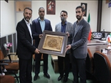 تجلیل فرماندار اسلامشهر از رئیس اداره آموزش و پرورش و معلمان دبیرستان عصمت