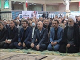حضور رئیس مجلس در نماز جمعه اسلامشهر/ تجلیل محمد باقر قالیباف از دانشجویان فعال فرهنگی شهرستان